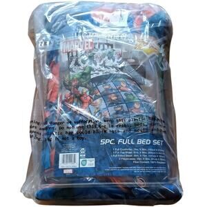 New Marvel 5 Piece Full Size Bed Sheet Reversible New